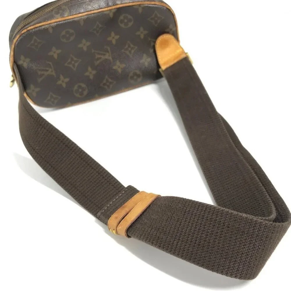 LOUIS VUITTON M51870 Monogram Pochette-Gange Shoulder Bag Cross body bag
